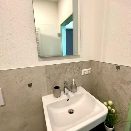 Neu Schwarzwald Am Schloessle Goldstadt Apartment *