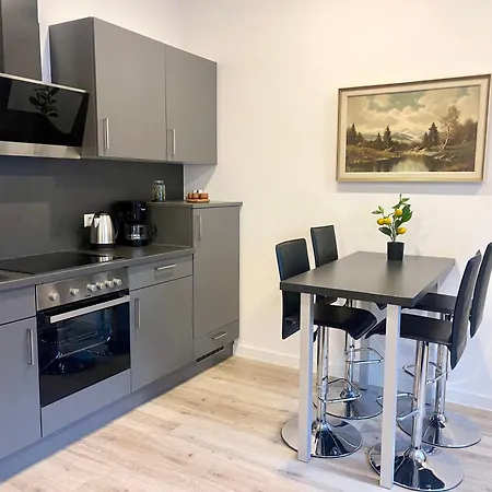 Neu Schwarzwald Am Schloessle Goldstadt Apartment *
