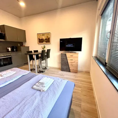 Neu Schwarzwald Am Schloessle Goldstadt Apartment *